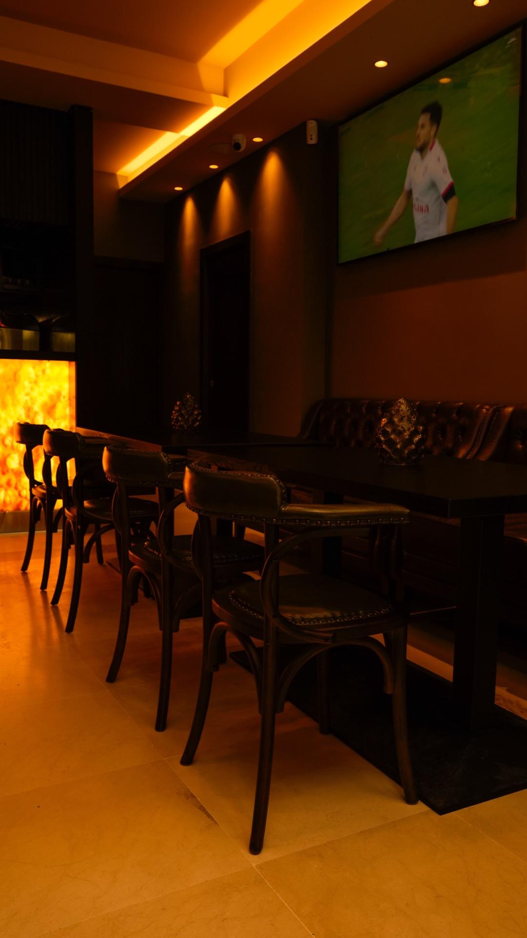 BB sports bar Marbella